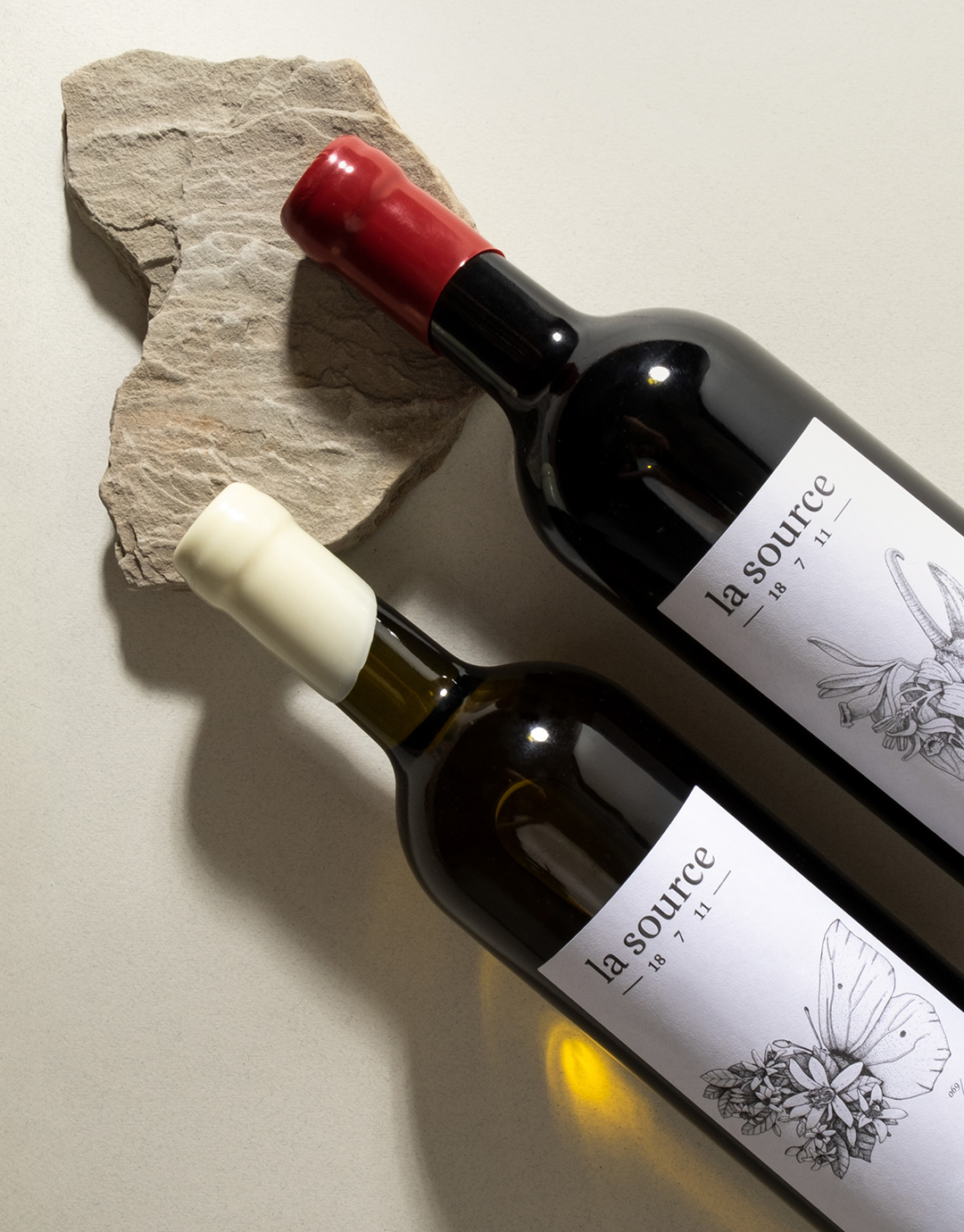 Stilleben Weisswein und Rotwein Lasource